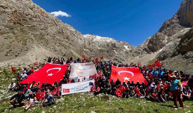 Aladağlar’da 19 Mayıs Yürüyüşü gerçekleştirildi