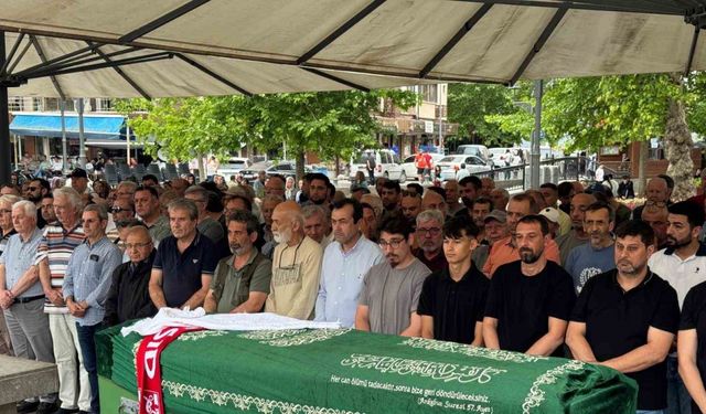 Ali Hikmet Akkaş toprağa verildi