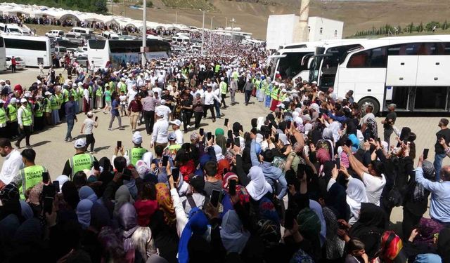 Batman’da Şeyh Halid’i anma ve aş dökme etkinliği