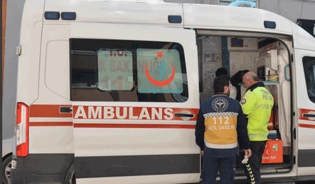 Bilecik’te 2 otomobilin çarpışması sonucu meydana gelen trafik kazasında 2 kişi yaralandı