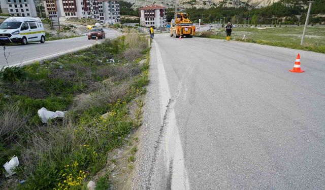 Burdur’da traktör şarampole devrildi: 1 ölü