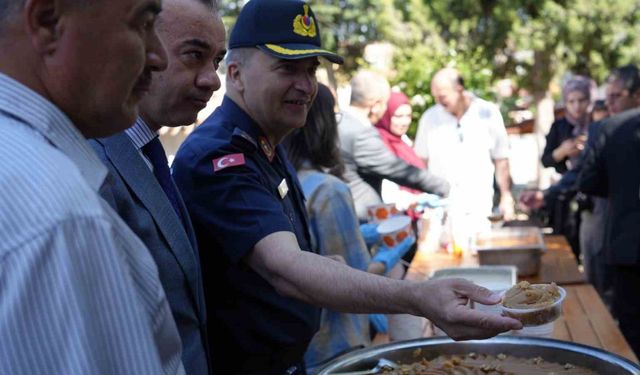 Burdur’da Türk Mutfağı Haftasında yöresel lezzetler ikram edildi