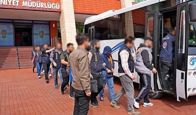 "Büyü Bozacağız" deyip dolandırıcılık yapan 7 şüpheli gözaltına alındı