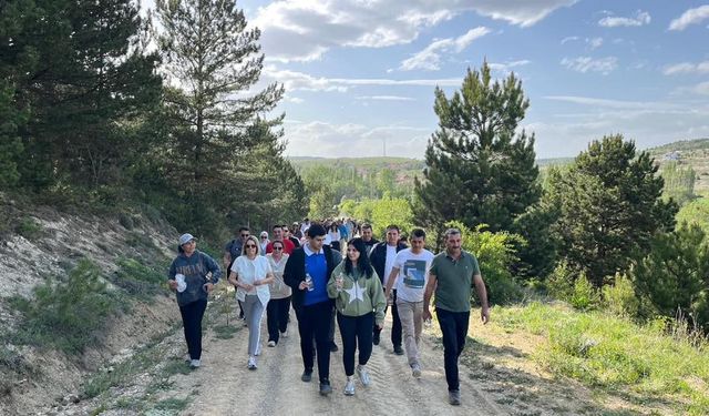 Dumlupınar’da "Adım Adım Sağlık" yürüyüşü