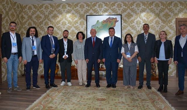 Dünya Uşak Üniversitesi’nde buluştu