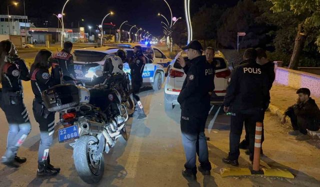 Edirne’de dur ihtarına uymayan ehliyetsiz sürücü polisi alarma geçirdi