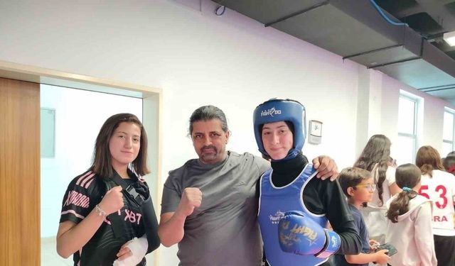 Elazığlı sporcular madalyaları topladı