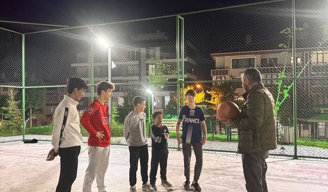 Ertuğrul Çetin: "Oynamak sizden, sahalar bizden"