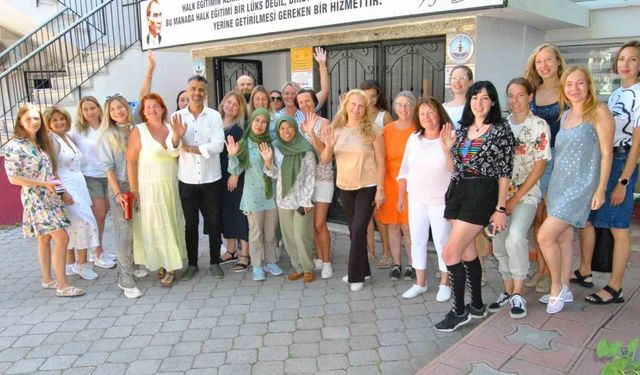 Fethiye’nin yabancıları Türkçe öğreniyor