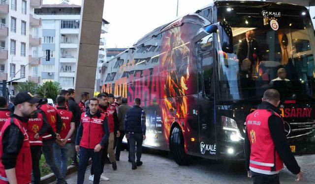 Galatasaray, Gaziantep’te coşkuyla karşılandı