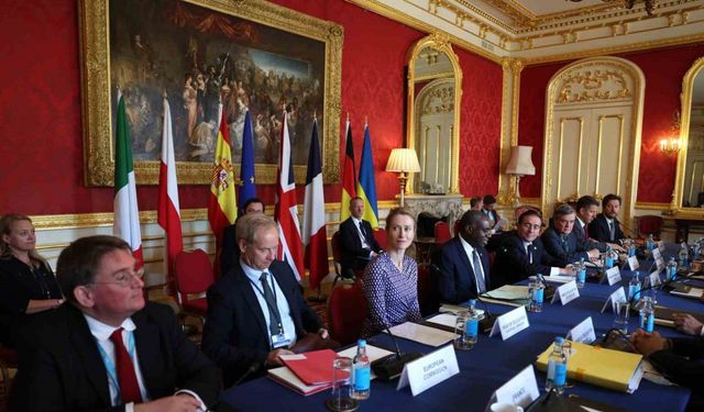 İngiltere Dışişleri Bakanı Lammy: "Putin’in artık Avrupa’da barışı ciddiye alma zamanı geldi"