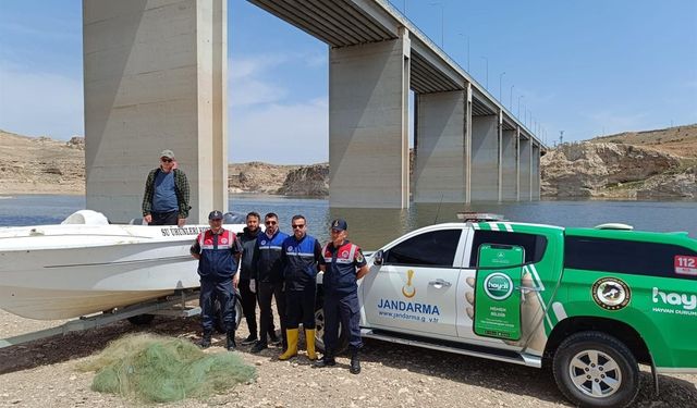 Kaçak balıkçılar jandarmanın ağına takıldı: 83 bin TL ceza kesildi