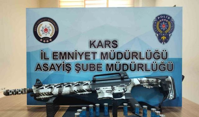 Kars’ta çok sayıda silah ve mühimmat ele geçirildi