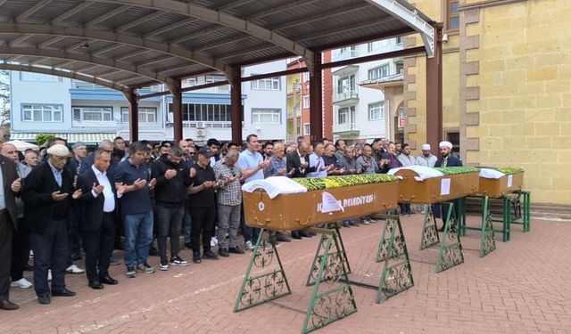 Kazada ölen 2 kardeş toprağa verildi