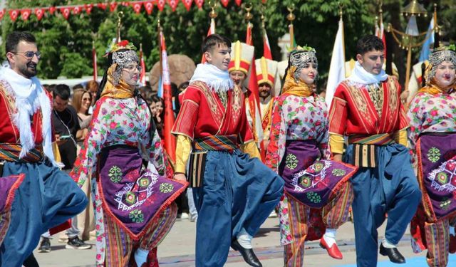 Kırıkkale ve Çorum’da 19 Mayıs coşkusu