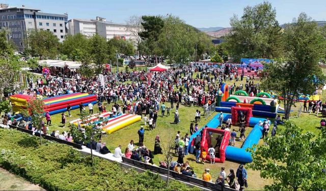 Kırıkkale’de her yaştan vatandaş 19 Mayıs şenliğinde buluştu