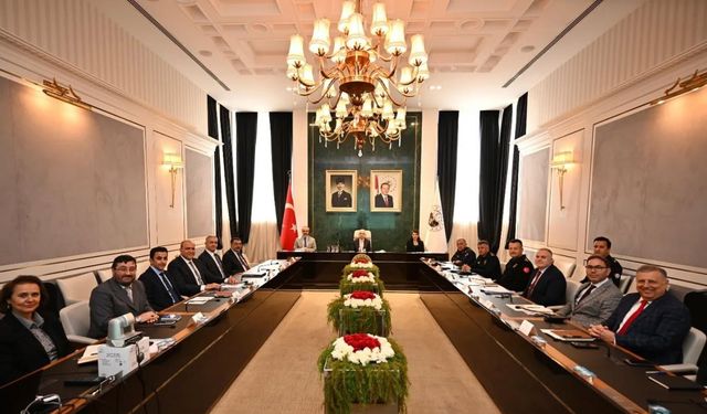 Kırklareli’nde turizm sezonu ve hudut kapıları için tedbirler değerlendirildi