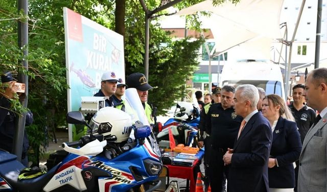 Kırklareli’nde Valisi Turan, sürücülerin trafik kurallarına uyması konusunda uyardı