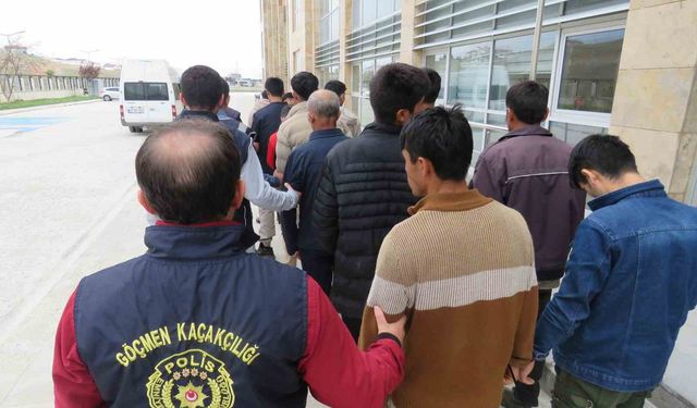 Kırşehir’de 18 düzensiz göçmen yakalandı