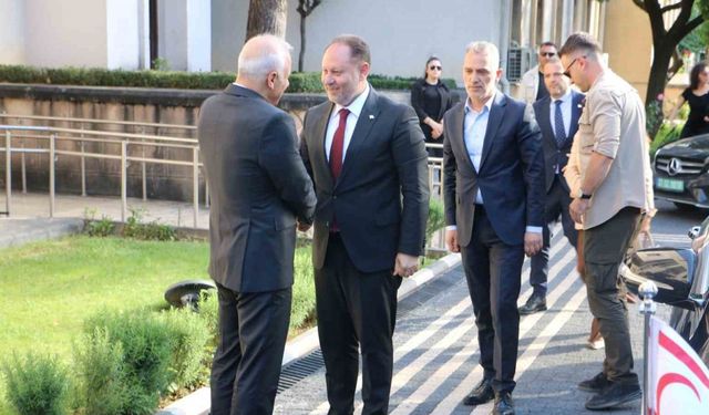 KKTC Cumhuriyet Meclisi Başkanı Öztürkler Diyarbakır Valiliğini ziyaret etti