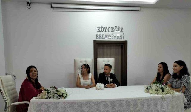 Köyceğiz’de çiftler nikah için yoğunluk oluşturdu