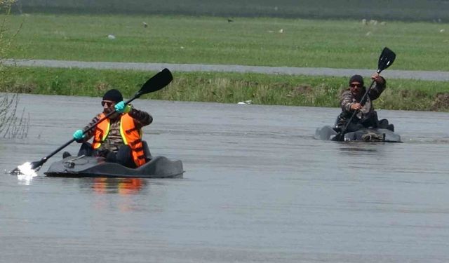 Kura Nehri’nde kano heyecanı