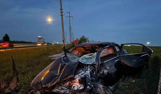 Lüleburgaz’da şarampole yuvarlanan aracın sürücüsü yaralandı