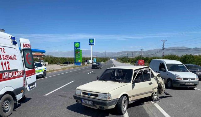 Malatya’da iki otomobil çarpıştı: 4 yaralı