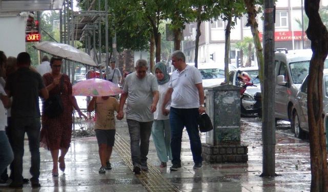 Manisa’ya kuvvetli yağış ile birlikte çamur uyarısı