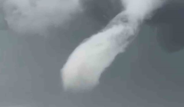 Mardin’de meydana gelen hortum kameraya yansıdı