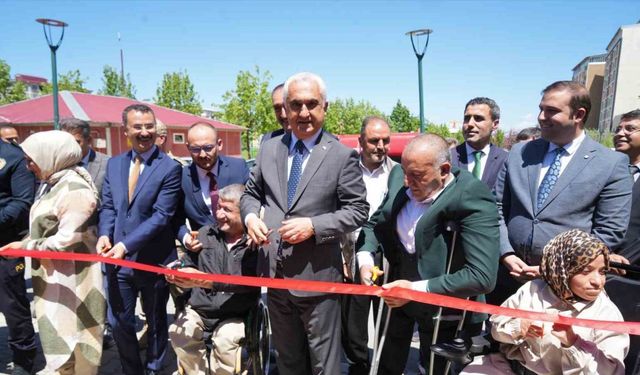 Muş’ta engellilere yönelik iki mesleki kursun açılışı yapıldı