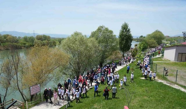 Muş’ta gençlik şöleni: Doğa yürüyüşü ve etkinliklerle 19 Mayıs kutlandı