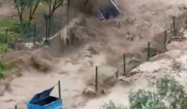 Osmaniye’de onlarca araç sel sularına kapıldı