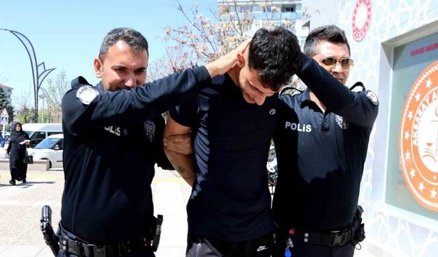 Polisleri ezme pahasına kaçan o sürücü tutuklandı