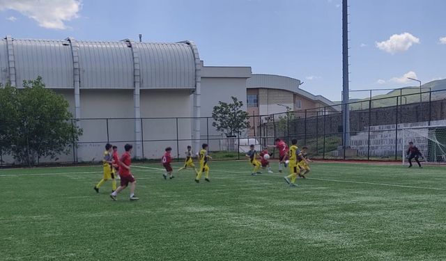 Prof. Dr. Vahit Özmen Ortaokulu Türkiye finallerinde Muş’u temsil edecek