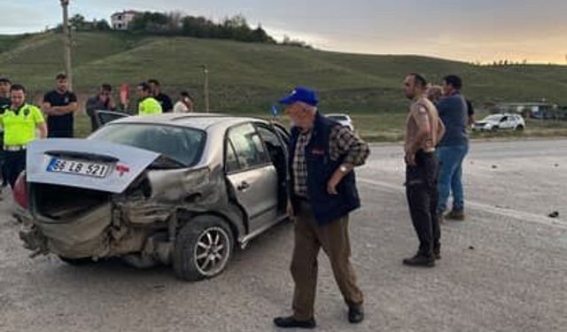 Sarıkaya’da iki araç çarpıştı: 1 yaralı