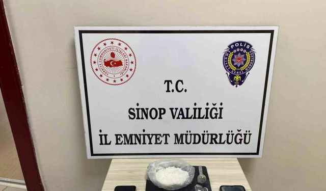 Sinop’ta 71.9 gr. metamfetamin maddesi ele geçirildi