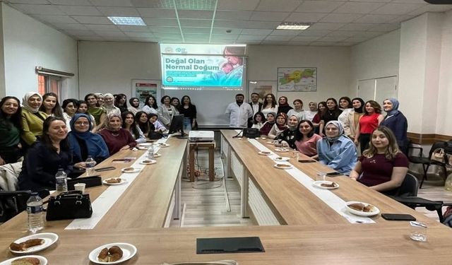 Şırnak’ta ebelere yönelik normal doğum eğitimi gerçekleştirildi