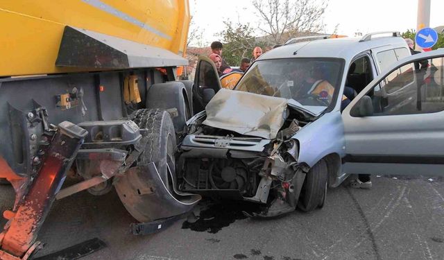 Tavşanlı’da trafik kazası, 5 yaralı