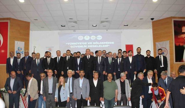 TBMM Milli Savunma Komisyonu Başkanı Akar: "El birliği, gönül birliği ile terör belasından, milletimizi, 86 milyonu kurtaracağız"