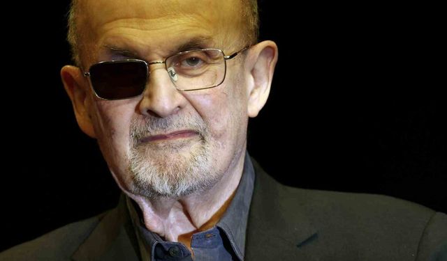 Ünlü yazar Rüşdi’yi öldürmeye teşebbüsle suçlanan Matar’a 25 yıl hapis cezası