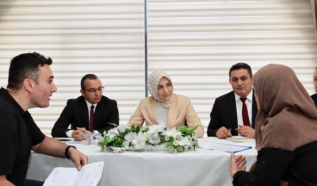 Vali Yiğitbaşı, Halk Günü Toplantısı’nda vatandaşları dinledi