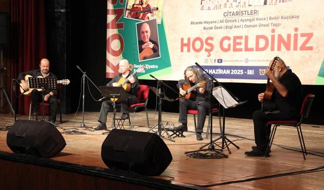 Ünlü gitaristlerden müzik ziyafeti