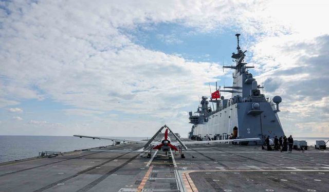 Bayraktar TB3, TCG Anadolu gemisinde 100 sortiyi tamamladı
