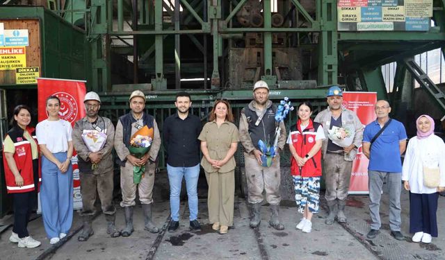 En güzel Babalar Günü: Ocaktan çıkıp ailelerine koştular