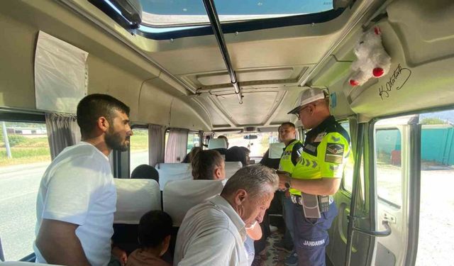 Jandarma yollarda sivil denetimde