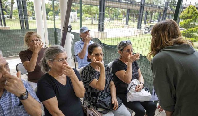 Mersin’de yaşlılara doğru solunumun önemi anlatıldı