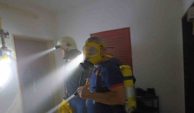 Siirt’te polis lojmanında korkutan yangın: 13 kişi dumandan etkilendi