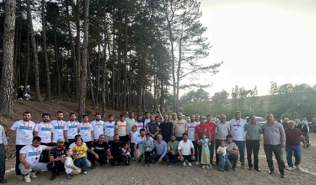 Yeniüreğil köyünde geleneksel Voleybol Turnuvası