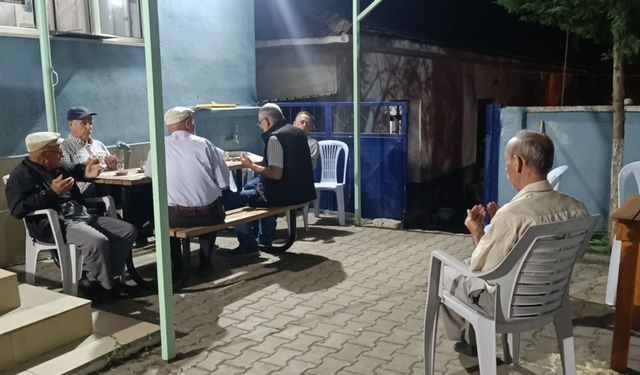 Bilecik’te orman yangınları sonrası camilerde yağmur duası edildi